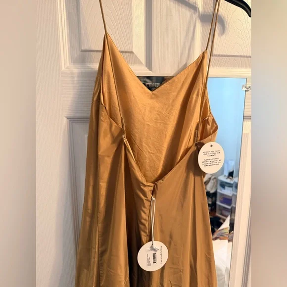 NWT Staud Maxi Leonardo Gown in Fawn size 2 - Picture 7 of 9